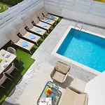 Villa Dina Protarász